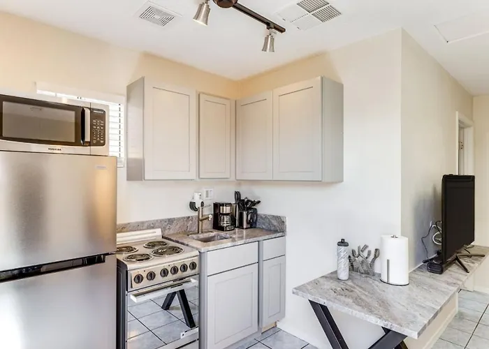 Holiday home Modern 1br Casita Near Downtown Phx *