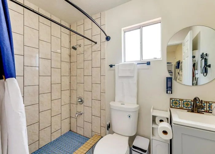 Modern 1br Casita Near Downtown Phx Holiday home *